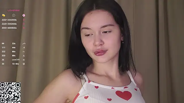 FluffKitty online show from November 30, 2025, 8:31 pm