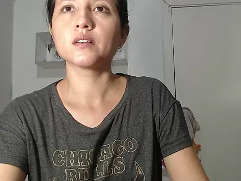 Snapshot of Renata_Rivas chatting on February 19, 2026, 3:36 am Renata Rivas online show from February 19, 2026, 3:36 am