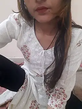 Snapshot of Khushi_rani chatting on January 19, 2026, 5:00 am Khushi rani online show from January 19, 2026, 5:00 am