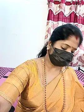 tamil-aunt online show from January 13, 2026, 5:55 am