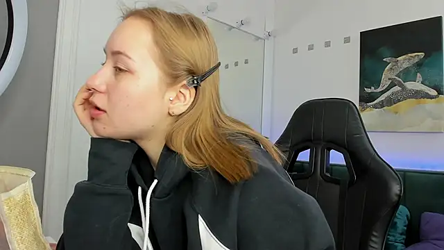 Melissa new22 online show from November 27, 2025, 12:22 am