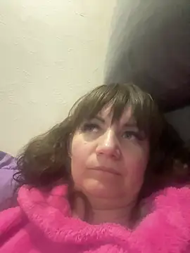 Butterfly8385 online show from April 2, 2026, 6:36 pm