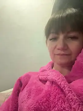 Butterfly8385 online show from February 4, 2026, 9:32 pm