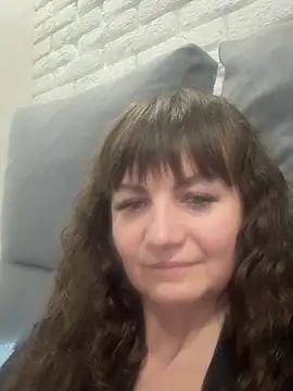 Butterfly8385 online show from October 28, 2025, 7:46 pm