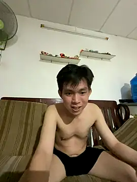 Snapshot of azn_typhoon00 chatting on November 2, 2025, 6:02 pm azn typhoon00 online show from November 2, 2025, 6:02 pm