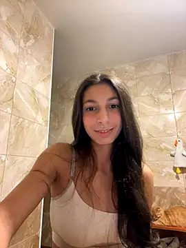 Snapshot of _Cleopatraaa_ chatting on October 13, 2025, 9:16 pm Cleopatraaa online show from October 13, 2025, 9:16 pm