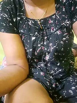 Snapshot of tamil_kanaka chatting on August 6, 2026, 7:36 am tamil kanaka online show from August 6, 2026, 7:36 am