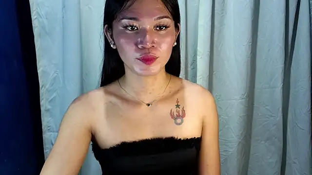 Sephine 2121 online show from October 19, 2025, 2:20 pm