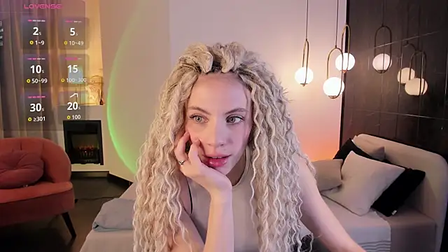 Snapshot of mia_silkk chatting on October 14, 2025, 6:03 am mia silkk online show from October 14, 2025, 6:03 am