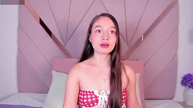 Snapshot of laila_gale chatting on October 23, 2025, 12:26 pm laila gale online show from October 23, 2025, 12:26 pm