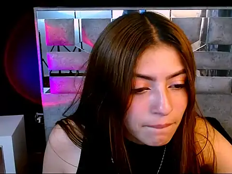 Snapshot of viky_evanss chatting on November 7, 2025, 7:51 pm viky evanss online show from November 7, 2025, 7:51 pm