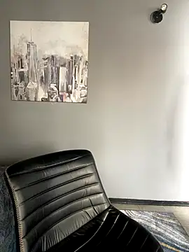 Snapshot of LunaMoore_Pink chatting on October 31, 2025, 12:35 pm LunaMoore Pink online show from October 31, 2025, 12:35 pm