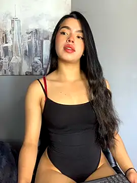 Snapshot of LunaMoore_Pink chatting on November 21, 2025, 12:48 pm LunaMoore Pink online show from November 21, 2025, 12:48 pm