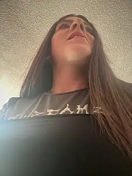 Snapshot of ElectraPink_ chatting on December 3, 2025, 12:59 pm ElectraPink online show from December 3, 2025, 12:59 pm