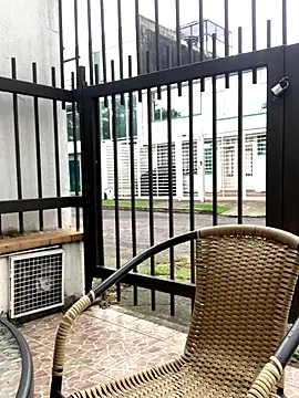 ElectraPink  online show from November 17, 2025, 12:31 pm