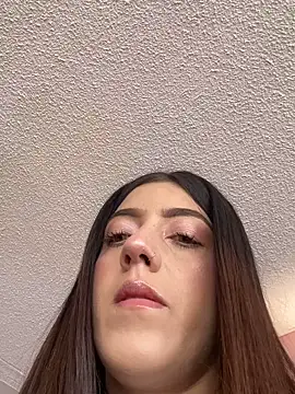 ElectraPink  online show from February 21, 2026, 1:35 pm