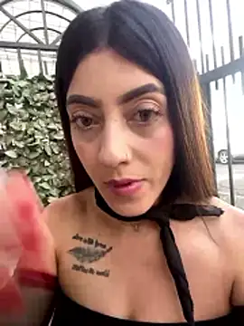 Snapshot of ElectraPink_ chatting on December 22, 2025, 1:00 pm ElectraPink online show from December 22, 2025, 1:00 pm