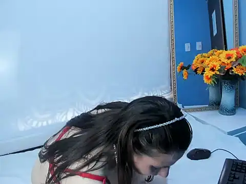 Snapshot of Kylie_Bloom chatting on November 28, 2025, 10:10 pm Kylie Bloom online show from November 28, 2025, 10:10 pm