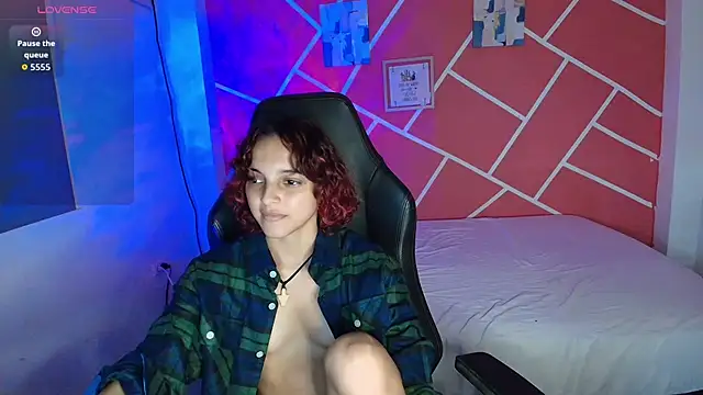 Snapshot of sweety_dreambaby chatting on November 16, 2025, 7:18 pm sweety dreambaby online show from November 16, 2025, 7:18 pm