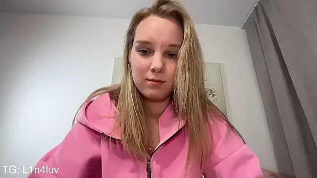 AIicaparkerc online show from April 9, 2026, 4:57 pm