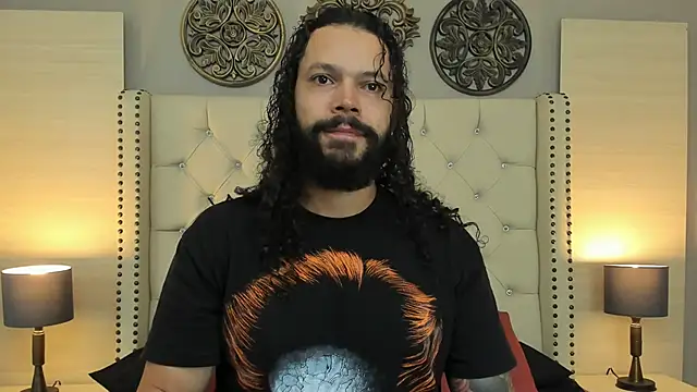 Snapshot of AlukardBig chatting on November 1, 2025, 12:43 pm AlukardBig online show from November 1, 2025, 12:43 pm