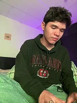 Snapshot of Im_Camii chatting on February 6, 2026, 4:58 pm Im Camii online show from February 6, 2026, 4:58 pm