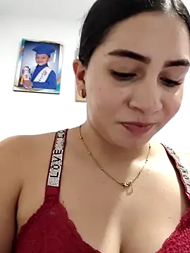 sophia salazar18 online show from October 19, 2025, 10:01 pm