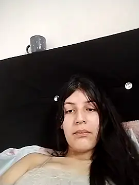 Thaila-Aurora online show from October 22, 2025, 4:39 pm