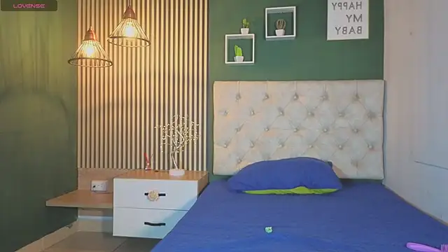 Snapshot of danna_peters chatting on January 6, 2026, 7:40 pm danna peters online show from January 6, 2026, 7:40 pm