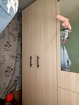 heyy noah11 online show from December 16, 2025, 1:10 am