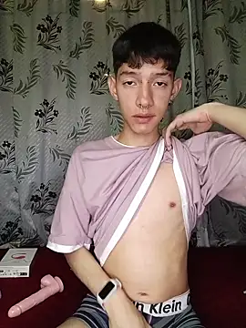 heyy noah11 online show from November 15, 2025, 1:31 am