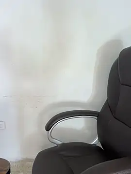  Isabella 1 online show from December 23, 2025, 2:44 am