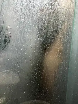 Snapshot of Molotov_Explosive chatting on November 15, 2025, 9:08 pm Molotov Explosive online show from November 15, 2025, 9:08 pm