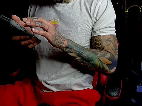 Molotov Explosive online show from February 24, 2026, 12:11 am