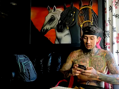 Snapshot of Molotov_Explosive chatting on December 1, 2025, 7:15 pm Molotov Explosive online show from December 1, 2025, 7:15 pm