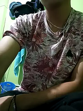 Snapshot of _LSebxs_ chatting on October 11, 2025, 10:33 pm LSebxs online show from October 11, 2025, 10:33 pm