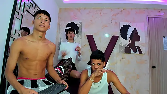 Snapshot of EMPIRE_BOYS1 chatting on February 22, 2026, 7:26 pm EMPIRE BOYS1 online show from February 22, 2026, 7:26 pm