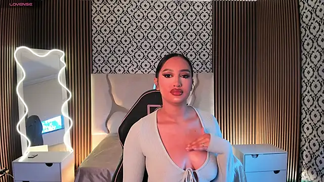 Snapshot of BEELLA_TAY1 chatting on April 25, 2026, 11:46 am BEELLA TAY1 online show from April 25, 2026, 11:46 am