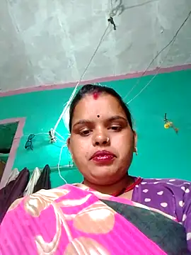 Snapshot of Monika_cuty chatting on October 16, 2025, 8:22 am Monika cuty online show from October 16, 2025, 8:22 am