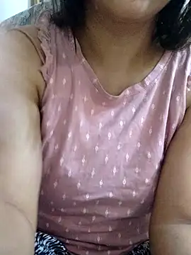 Tanha18 online show from November 11, 2025, 8:53 am