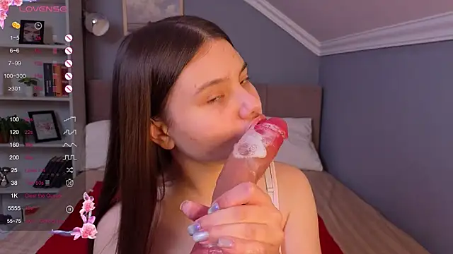 Nancy Wall online show from November 21, 2025, 8:30 pm