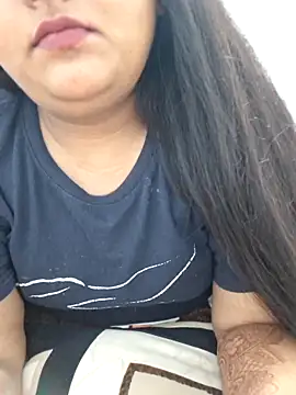 Snapshot of Saffroncutie chatting on October 14, 2025, 11:25 pm Saffroncutie online show from October 14, 2025, 11:25 pm