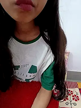 Mustardqueen online show from October 16, 2025, 3:42 pm