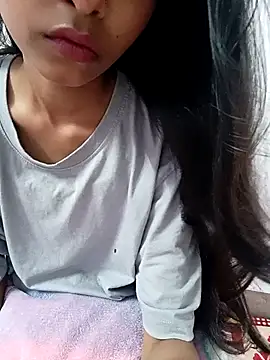 Mustardqueen online show from October 26, 2025, 5:46 pm