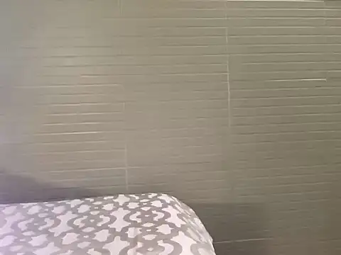 youngriri2 online show from November 27, 2025, 12:38 pm