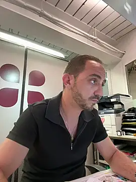 AlexGogo23 online show from April 27, 2026, 12:47 pm