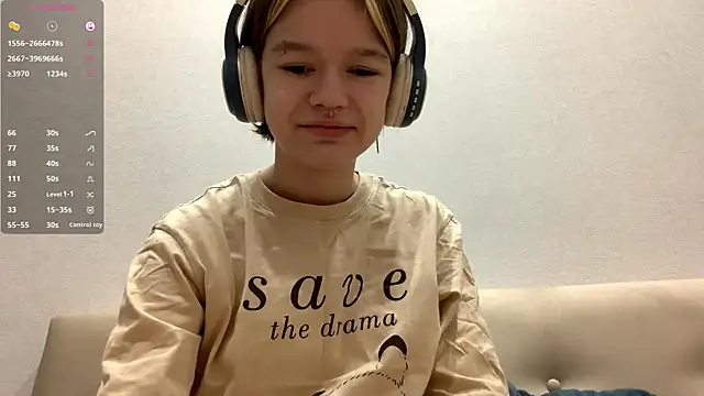 LorRebak online show from December 16, 2025, 1:37 pm