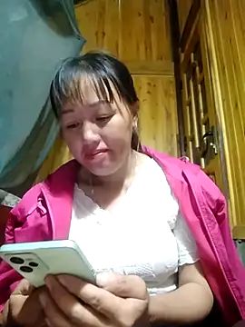 Snapshot of Yanmey chatting on November 27, 2025, 12:22 am Yanmey online show from November 27, 2025, 12:22 am