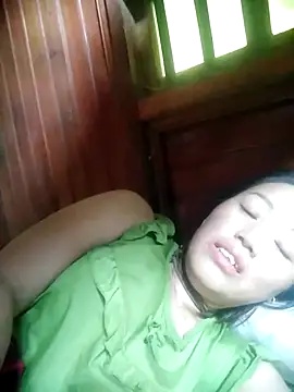 Snapshot of Yanmey chatting on October 13, 2025, 6:59 am Yanmey online show from October 13, 2025, 6:59 am