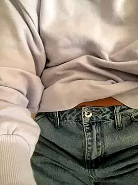 CrissmainH online show from October 15, 2025, 11:29 am